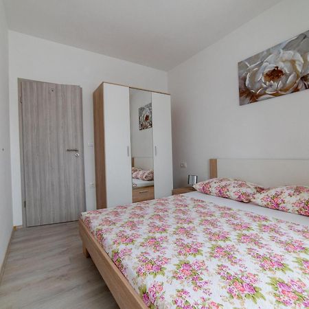 Ferienwohnung Mario Vir Exterior foto