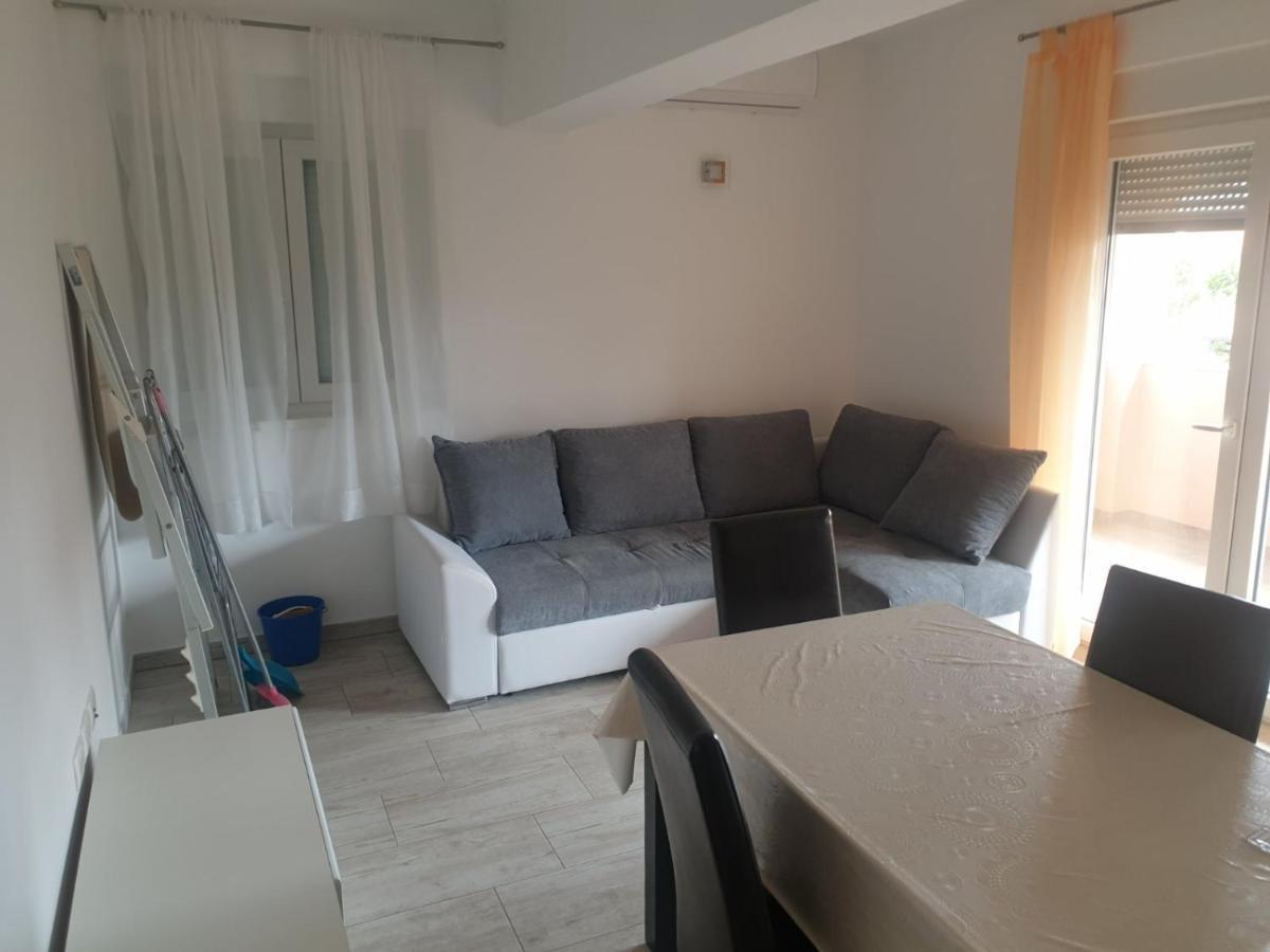 Ferienwohnung Mario Vir Exterior foto