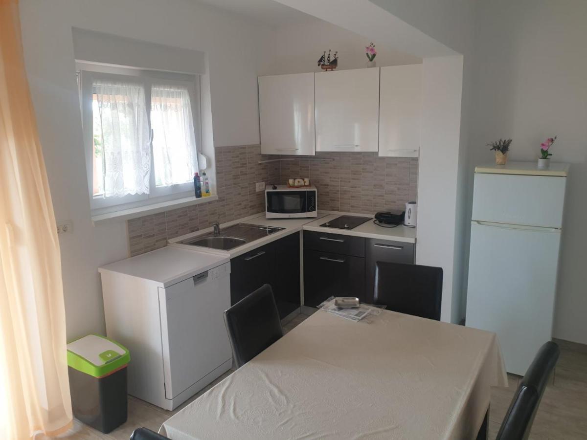 Ferienwohnung Mario Vir Exterior foto