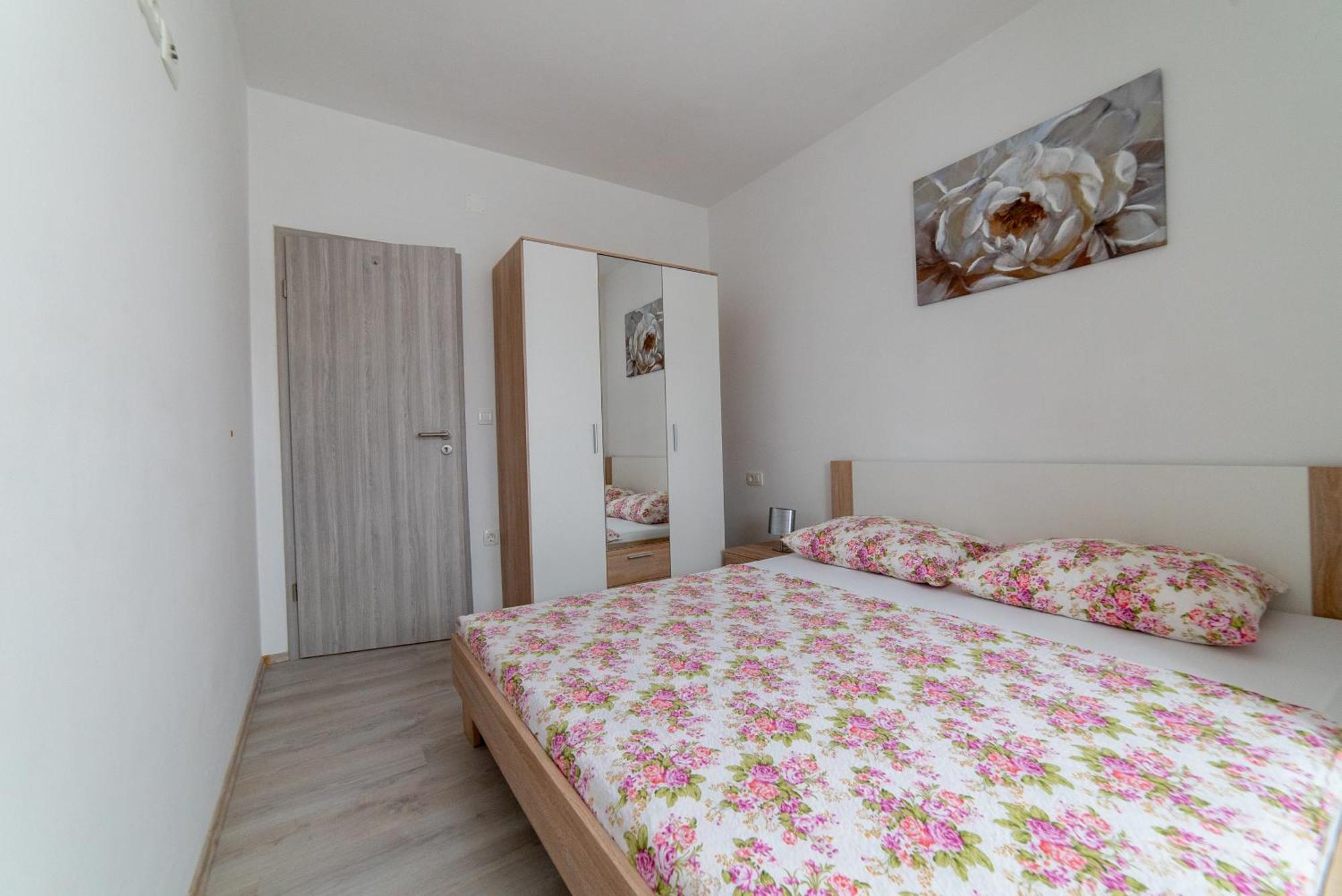 Ferienwohnung Mario Vir Exterior foto
