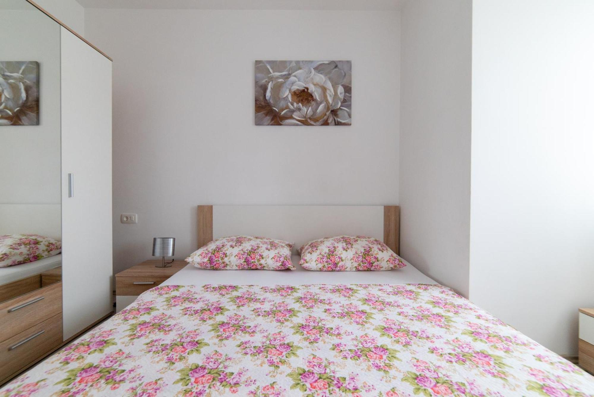 Ferienwohnung Mario Vir Exterior foto