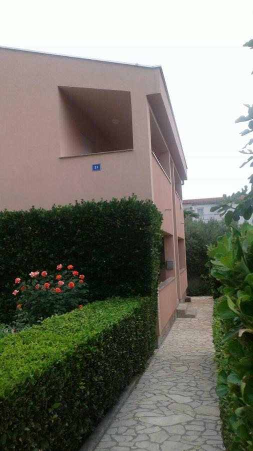 Ferienwohnung Mario Vir Exterior foto