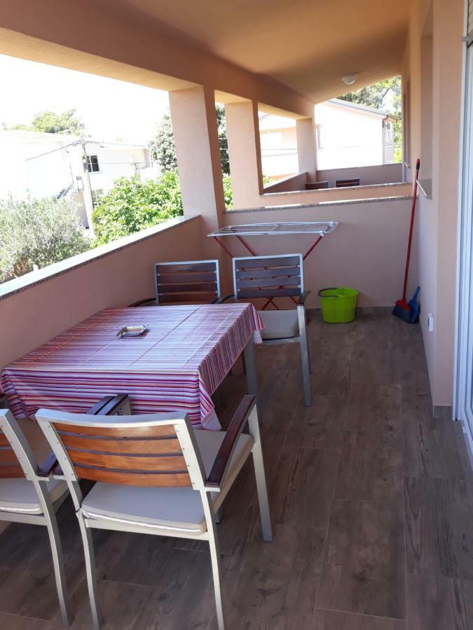 Ferienwohnung Mario Vir Exterior foto