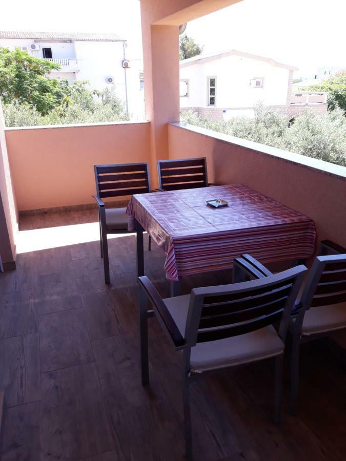 Ferienwohnung Mario Vir Exterior foto