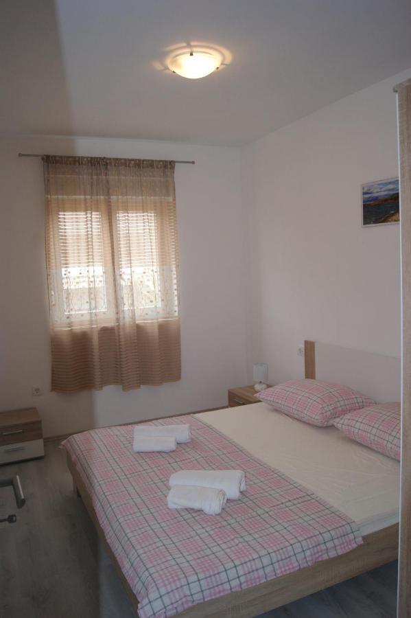 Ferienwohnung Mario Vir Exterior foto